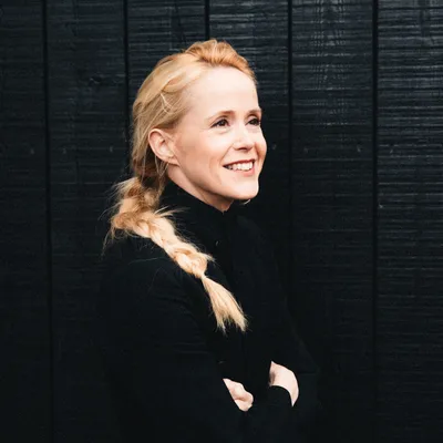 Tina Dickow profile